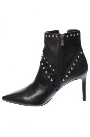 Botine de damă Guess, Mărime 41, Culoare Negru, Preț 428,42 Lei