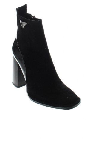 Botine de damă Laura Biagiotti, Mărime 35, Culoare Negru, Preț 438,16 Lei