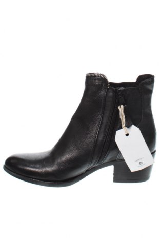 Dámské boty  MJUS, Velikost 40, Barva Černá, Cena  1 536,00 Kč