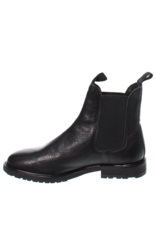 Damskie botki Shoe The Bear, Rozmiar 40, Kolor Czarny, Cena 353,99 zł