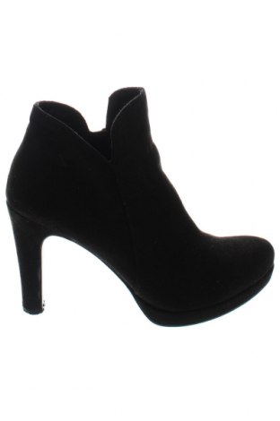 Dámské boty  Tamaris, Velikost 38, Barva Černá, Cena  543,00 Kč
