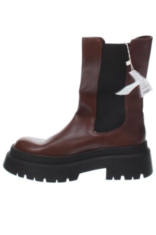 Damenstiefel Pull&Bear, Größe 40, Farbe Braun, Preis 33,08 €