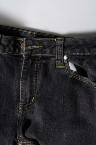 Dámske džínsy , Veľkosť L, Farba Sivá, Cena  4,93 €