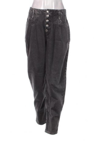 Damen Jeans Bershka, Größe M, Farbe Grau, Preis € 8,90