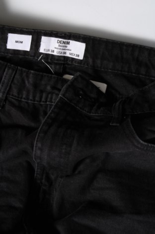 Blugi de femei Bershka, Mărime M, Culoare Negru, Preț 23,85 Lei