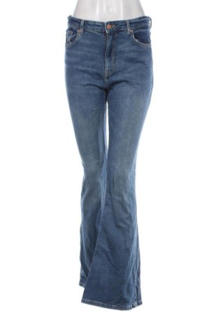 Damen Jeans Bershka, Größe M, Farbe Blau, Preis € 11,10
