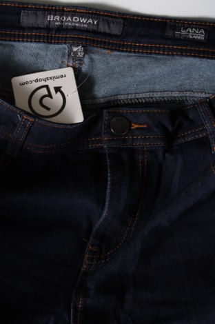 Dámske džínsy  Broadway, Veľkosť XL, Farba Modrá, Cena  8,55 €