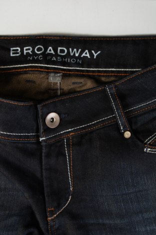 Γυναικείο Τζίν Broadway, Μέγεθος XL, Χρώμα Μπλέ, Τιμή 7,18 €
