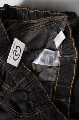Dámské džíny  C&A, Velikost L, Barva Černá, Cena  152,00 Kč