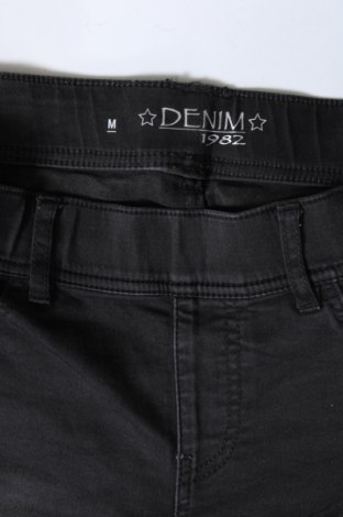 Damen Jeans Denim 1982, Größe M, Farbe Schwarz, Preis 6,05 €