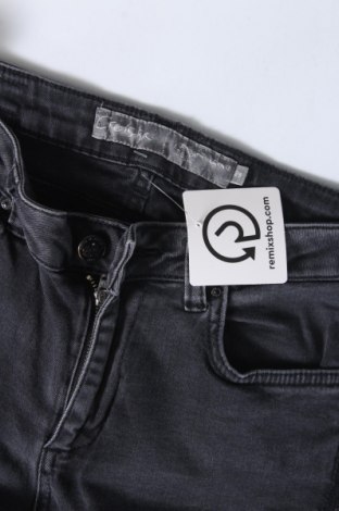 Damen Jeans Geisha, Größe L, Farbe Grau, Preis € 7,42