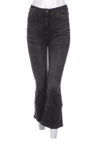 Damen Jeans Gina, Größe S, Farbe Grau, Preis 10,09 €