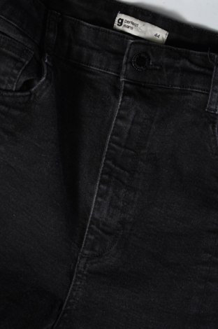 Damen Jeans Gina Tricot, Größe L, Farbe Schwarz, Preis € 6,15
