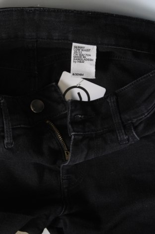 Damskie jeansy H&M, Rozmiar M, Kolor Czarny, Cena 18,55 zł