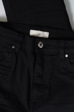 Γυναικείο Τζίν H&M, Μέγεθος XS, Χρώμα Μαύρο, Τιμή 6,97 €