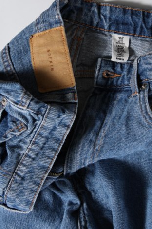 Damskie jeansy H&M, Rozmiar L, Kolor Niebieski, Cena 33,39 zł