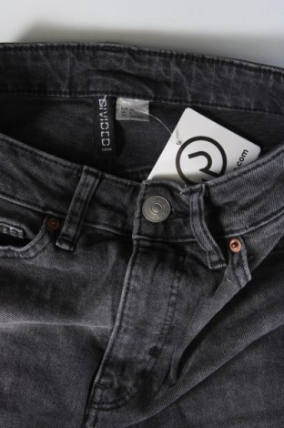 Damen Jeans H&M Divided, Größe XS, Farbe Grau, Preis € 5,05