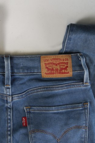 Γυναικείο Τζίν Levi's, Μέγεθος XS, Χρώμα Μπλέ, Τιμή 46,39 €