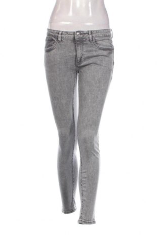 Damen Jeans Mango, Größe S, Farbe Grau, Preis 6,15 €