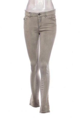 Damen Jeans Marc Cain, Größe M, Farbe Grau, Preis 30,98 €