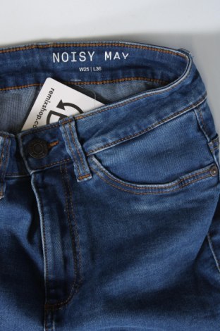 Dámské džíny  Noisy May, Velikost XS, Barva Modrá, Cena  120,00 Kč