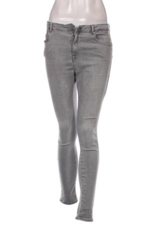 Damen Jeans ONLY, Größe L, Farbe Grau, Preis 9,92 €