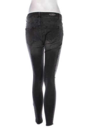 Damskie jeansy ONLY, Rozmiar M, Kolor Czarny, Cena 22,84 zł