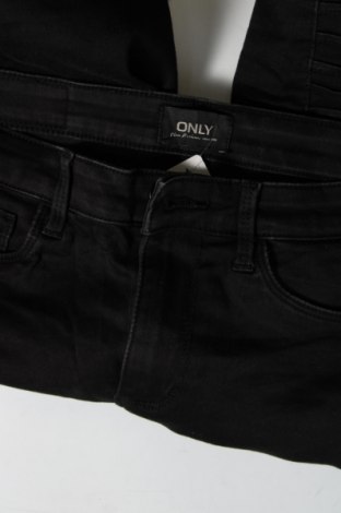 Dámske džínsy  ONLY, Veľkosť M, Farba Čierna, Cena  4,82 €