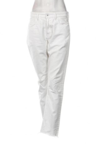 Дамски дънки Pepe Jeans, Размер XL, Цвят Бял, Цена 52,41 лв.