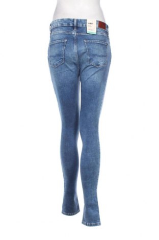 Blugi de femei Pepe Jeans, Mărime M, Culoare Albastru, Preț 147,11 Lei