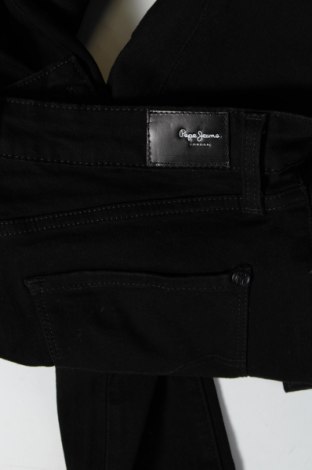 Дамски дънки Pepe Jeans, Размер S, Цвят Черен, Цена 56,76 лв.