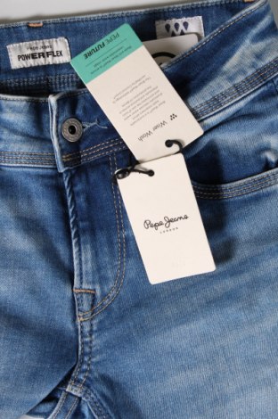 Дамски дънки Pepe Jeans, Размер S, Цвят Син, Цена 25,99 лв.