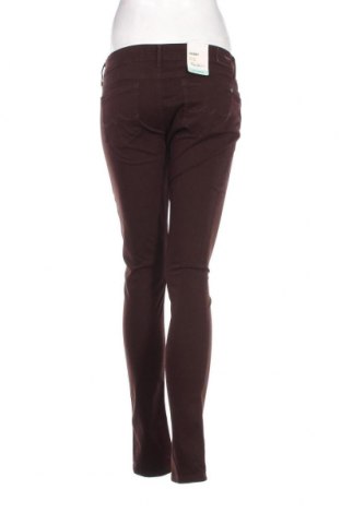 Дамски дънки Pepe Jeans, Размер M, Цвят Кафяв, Цена 56,76 лв.