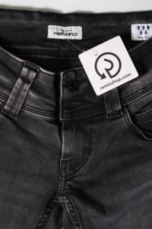 Dámské džíny  Pepe Jeans, Velikost S, Barva Šedá, Cena  399,00 Kč