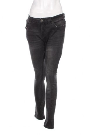 Damen Jeans Pescara, Größe L, Farbe Grau, Preis € 6,66