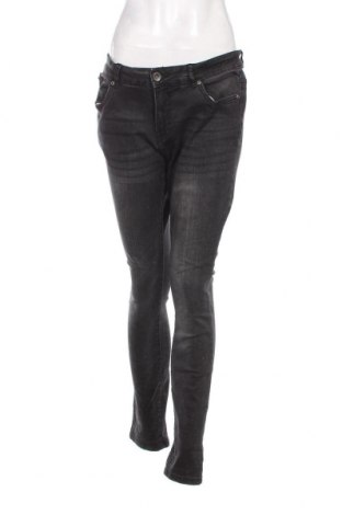 Damen Jeans Pescara, Größe L, Farbe Grau, Preis 6,49 €