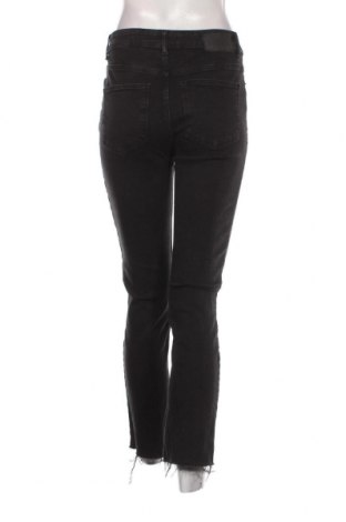Dámske džínsy  Pieces, Veľkosť S, Farba Čierna, Cena  10,43 €