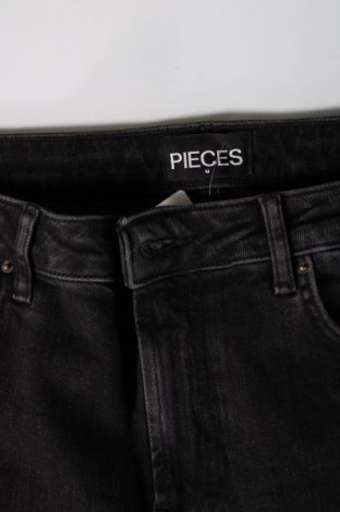 Dámske džínsy  Pieces, Veľkosť M, Farba Sivá, Cena  5,01 €