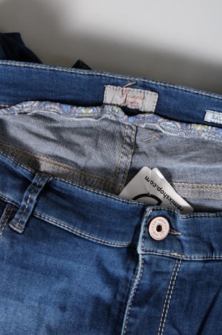 Damen Jeans Pioneer, Größe XL, Farbe Blau, Preis € 15,69