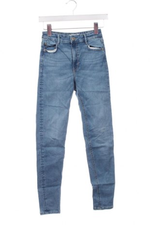 Dámske džínsy  Pull&Bear, Veľkosť XS, Farba Modrá, Cena  4,93 €