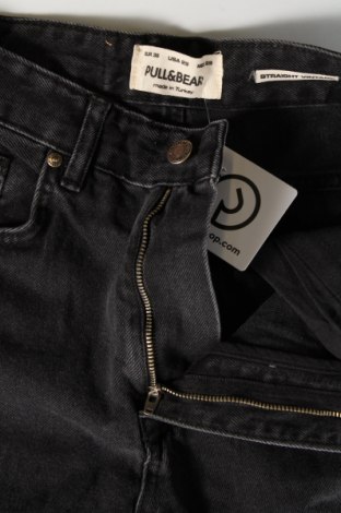 Damskie jeansy Pull&Bear, Rozmiar S, Kolor Czarny, Cena 92,76 zł