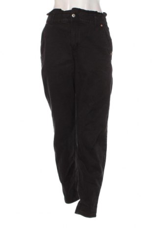 Дамски дънки Pull&Bear, Размер S, Цвят Черен, Цена 13,92 лв.