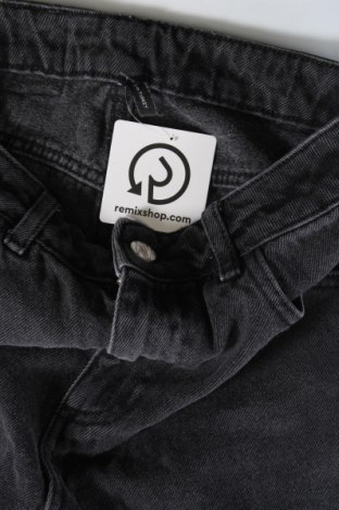 Damskie jeansy Reclaimed Vintage, Rozmiar XS, Kolor Czarny, Cena 28,85 zł