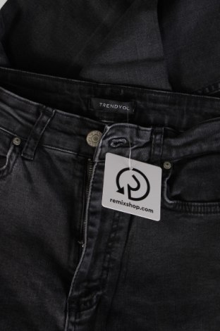 Dámske džínsy  Trendyol, Veľkosť S, Farba Sivá, Cena  4,88 €