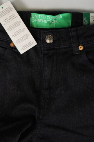 Dámske džínsy  United Colors Of Benetton, Veľkosť S, Farba Modrá, Cena  7,19 €