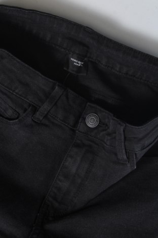 Damen Jeans Vero Moda, Größe S, Farbe Schwarz, Preis 4,73 €
