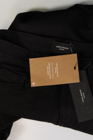 Дамски дънки Vero Moda, Размер XS, Цвят Черен, Цена 11,55 лв.