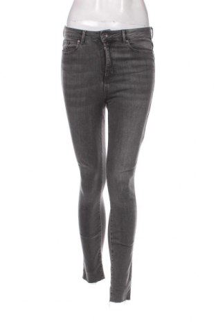 Damen Jeans Vero Moda, Größe S, Farbe Grau, Preis 11,83 €