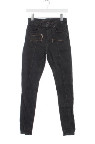 Damen Jeans Yessica, Größe S, Farbe Grau, Preis 6,26 €
