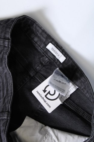 Damen Jeans Yessica, Größe M, Farbe Grau, Preis 4,24 €